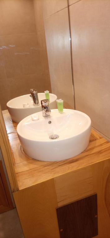 Amman Orchid Hotel Esterno foto